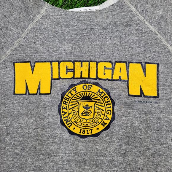 Vintage University-of Michigan Sweatshirt Womens Large 21x23 Boxy - Picture 7 of 12